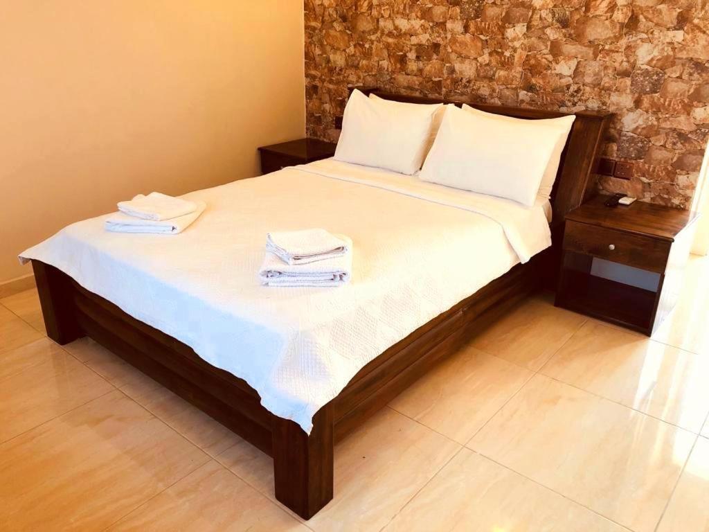 Paradise Karpaz Hotel & Restaurant Rizokarpaso Bagian luar foto